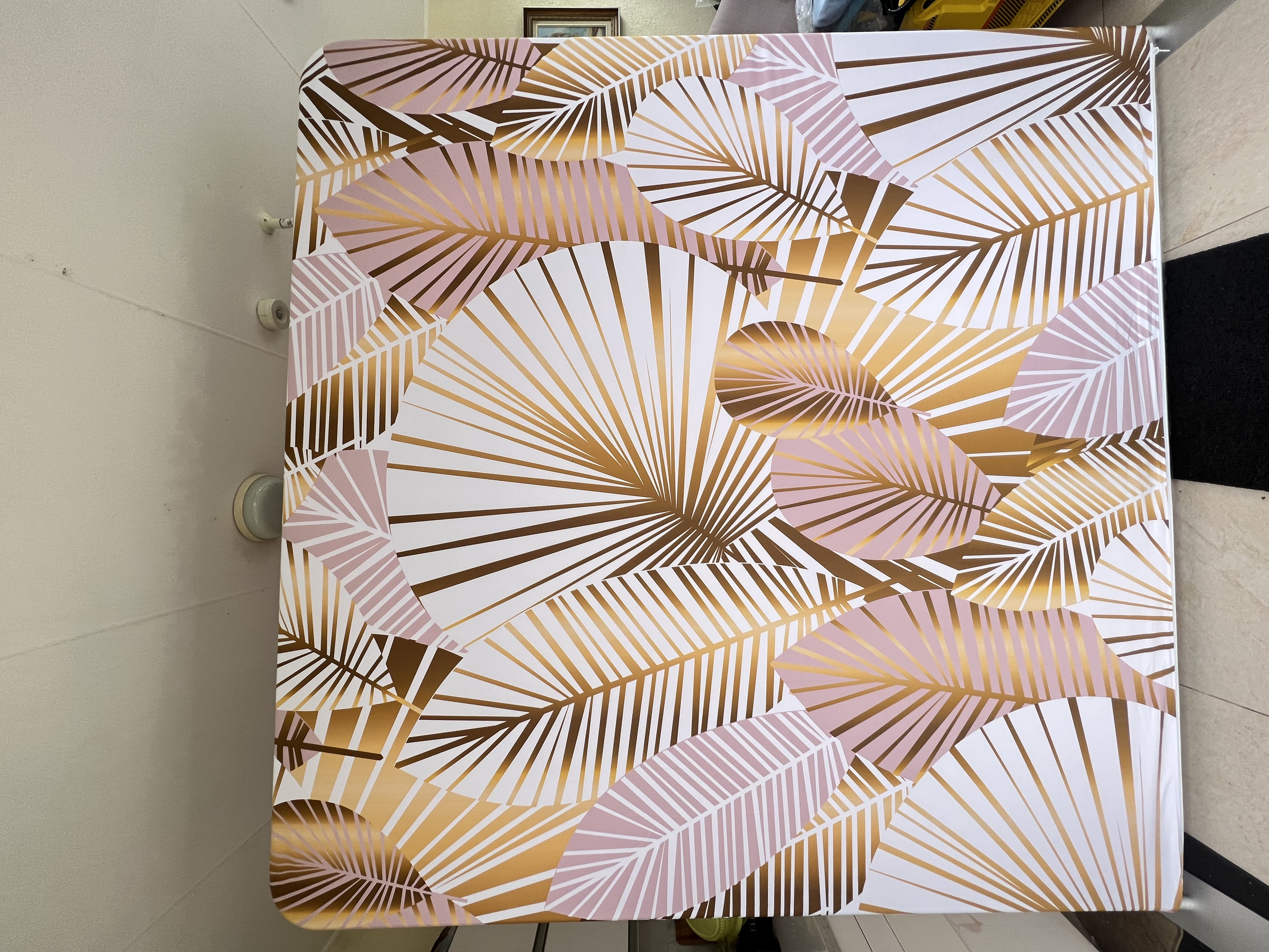 Tropical gold leaves backdrop